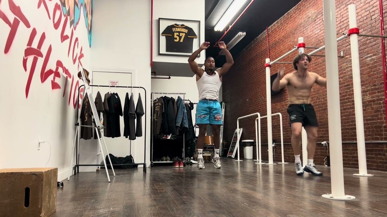 10 burpees emom for 10 mins | Zerv & Leo