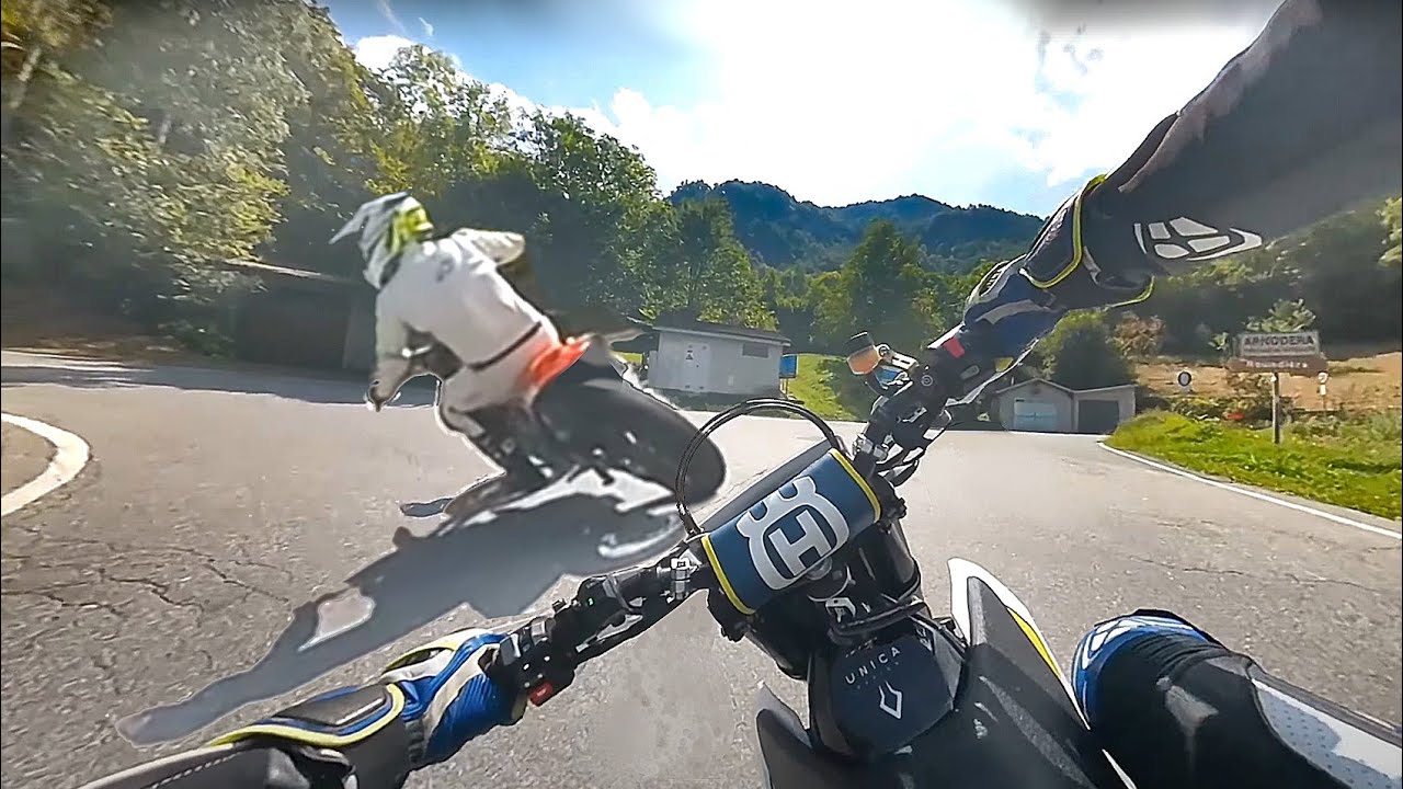 HUSQVARNA 701 SM vs KTM 690 SMC - R