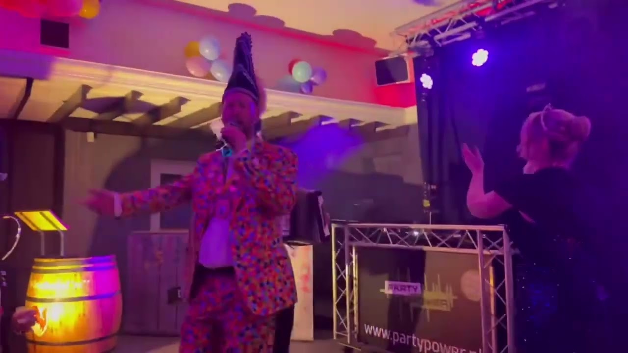 Op de brug tijdens carnaval 2025