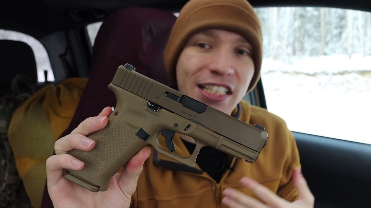 Glock G19 vs. Glock G19X (Which is a Better Carry Gun?)