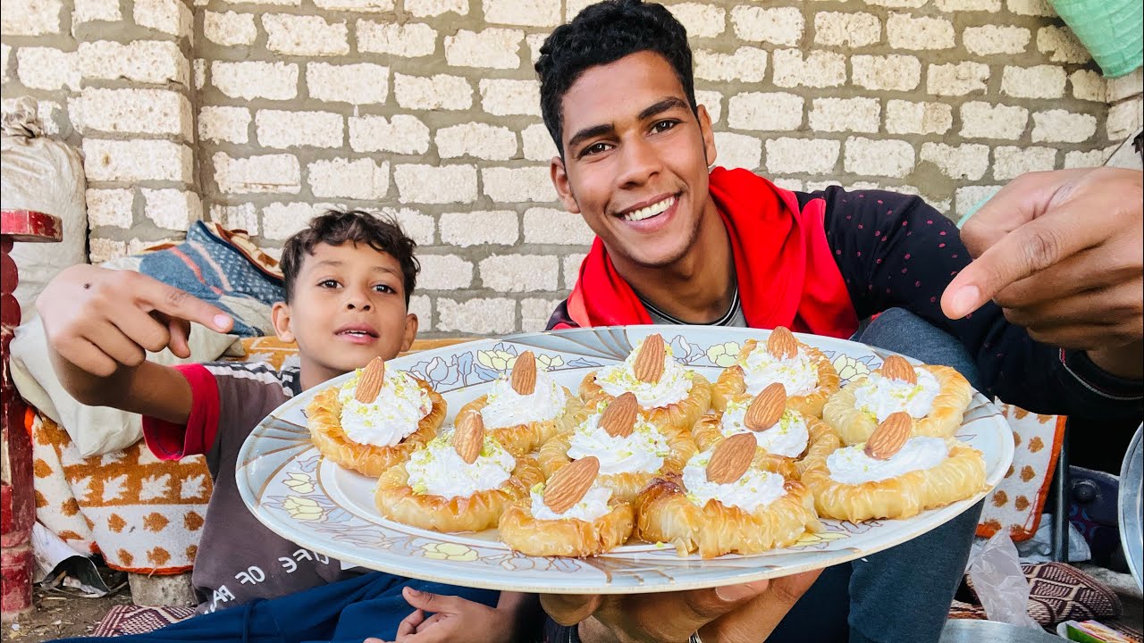 بعلبه واحده من الجلاش عملنا أساور البقلاوه التركيه اجمل وصفه في التاريخ