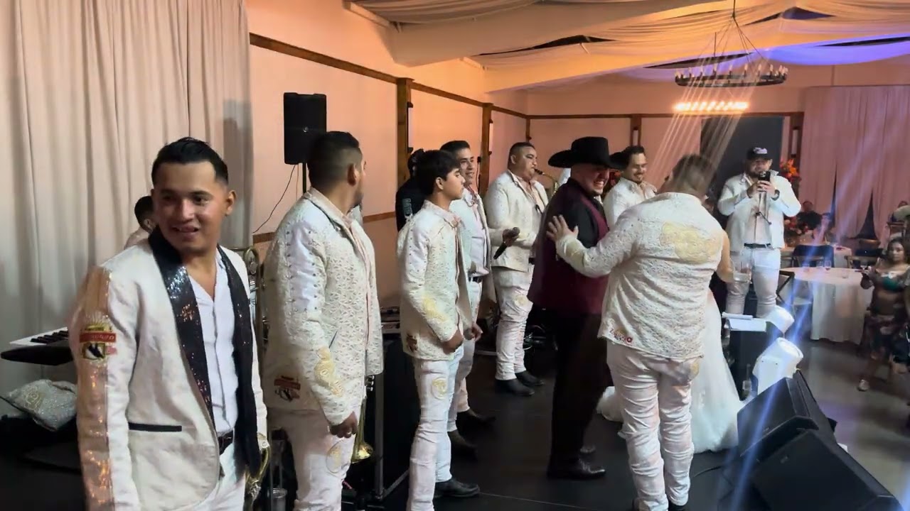 Banda Los Costeños - La Luz De Tus Ojos Ev Vivo Boda De Jonny Y Maria 
