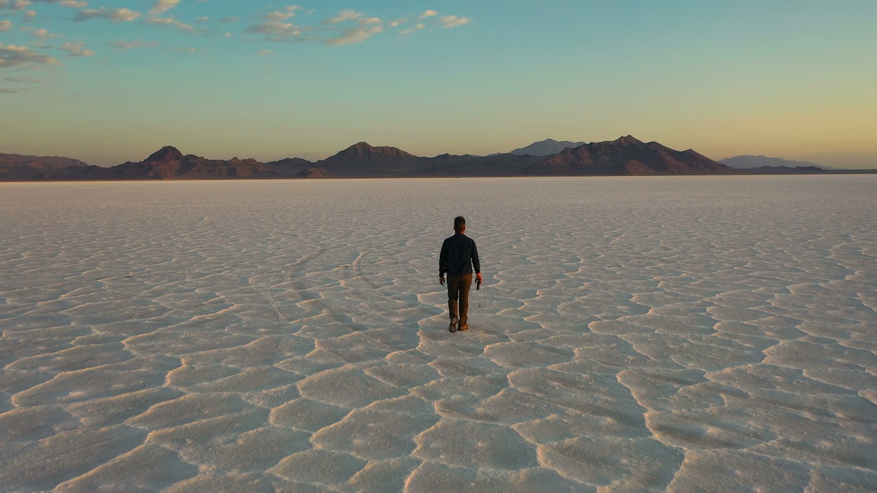 Capturing the sunrise at the Bonneville Salt Flats with the Mavic 2