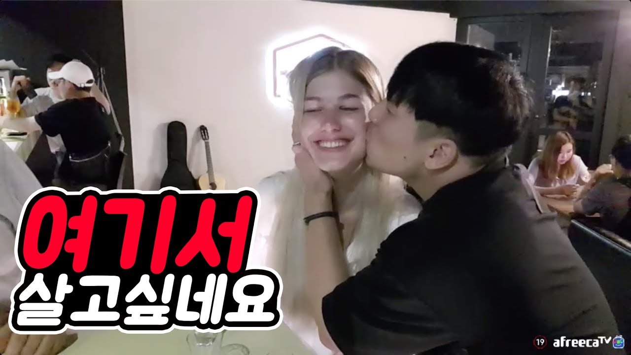 러시아 마지막날 바에서 알게된그녀 미모가 진짜 레전드급 입니다.(귀국못할수도)