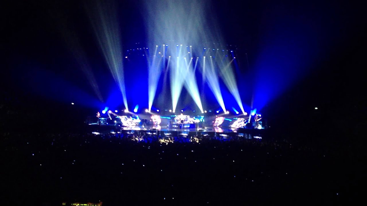 MUSE - Interlude + Hysteria [Live @ Ziggo Dome 2012]