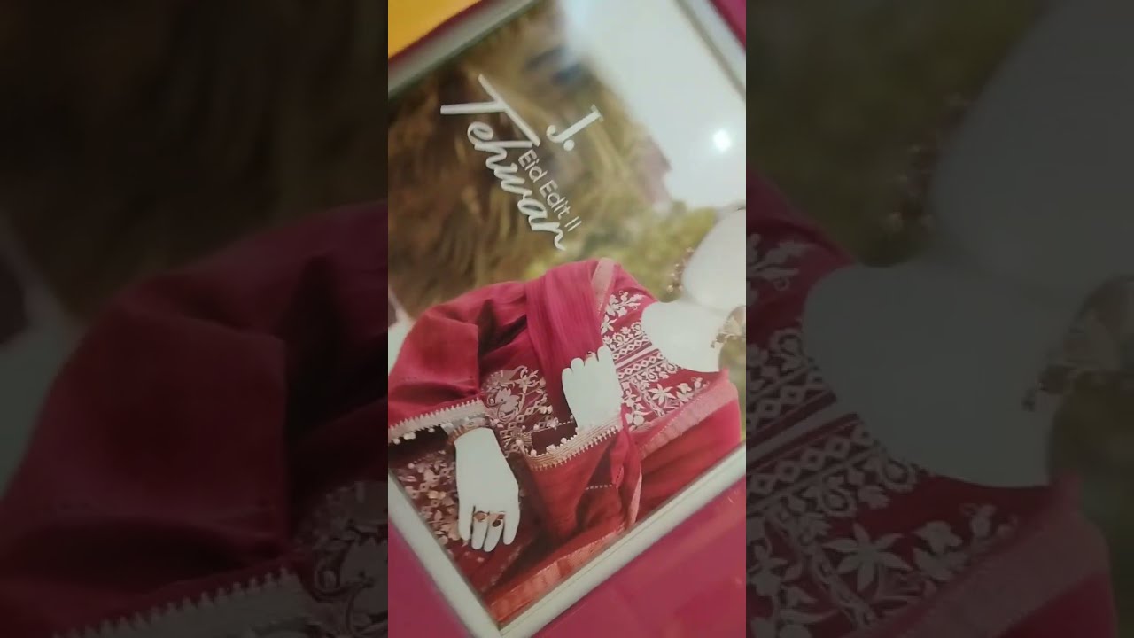 Vinyl Pasting Service | Chief Advertising