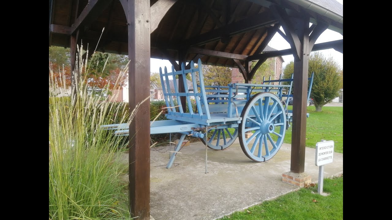Restauration d'une charrette &agrave; foin