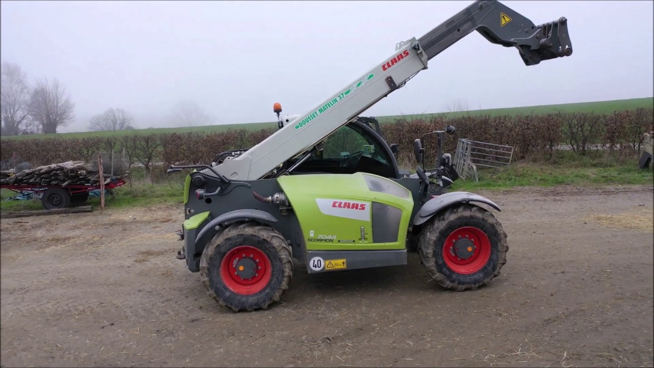 CLAAS Scorpion 7044