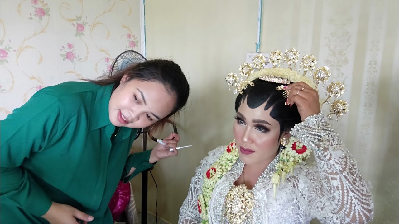 Live Paes Solo Pengantin @ Hesti - Galeri Atika Makeup