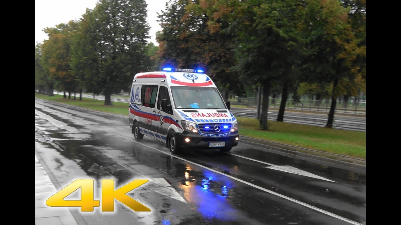 Alarmowo -karetka na sygnale. G 01 24 Sopot.
