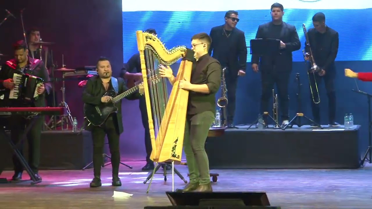 Adrian Toledo - Selección de Arpa Paraguaya (En Vivo)