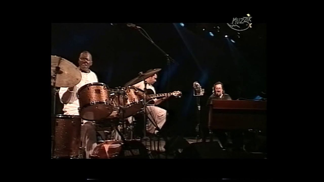 Elvin Jones / Bir&eacute;li Lagr&egrave;ne / Joey DeFrancesco - Marciac Sweet 1999