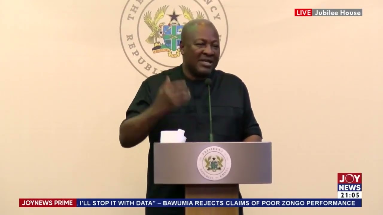 Poor service in restaurants hurting tourism in Ghana and West Africa - President Mahama.