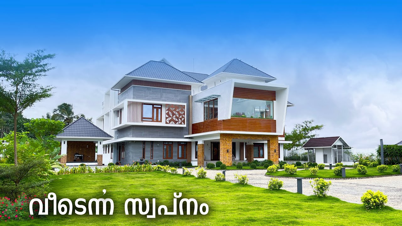 വീടെന്ന സ്വപ്നം😍😍 Trending Traditional fusion House Design 2025 | Home tour Malayalam | Saveeto