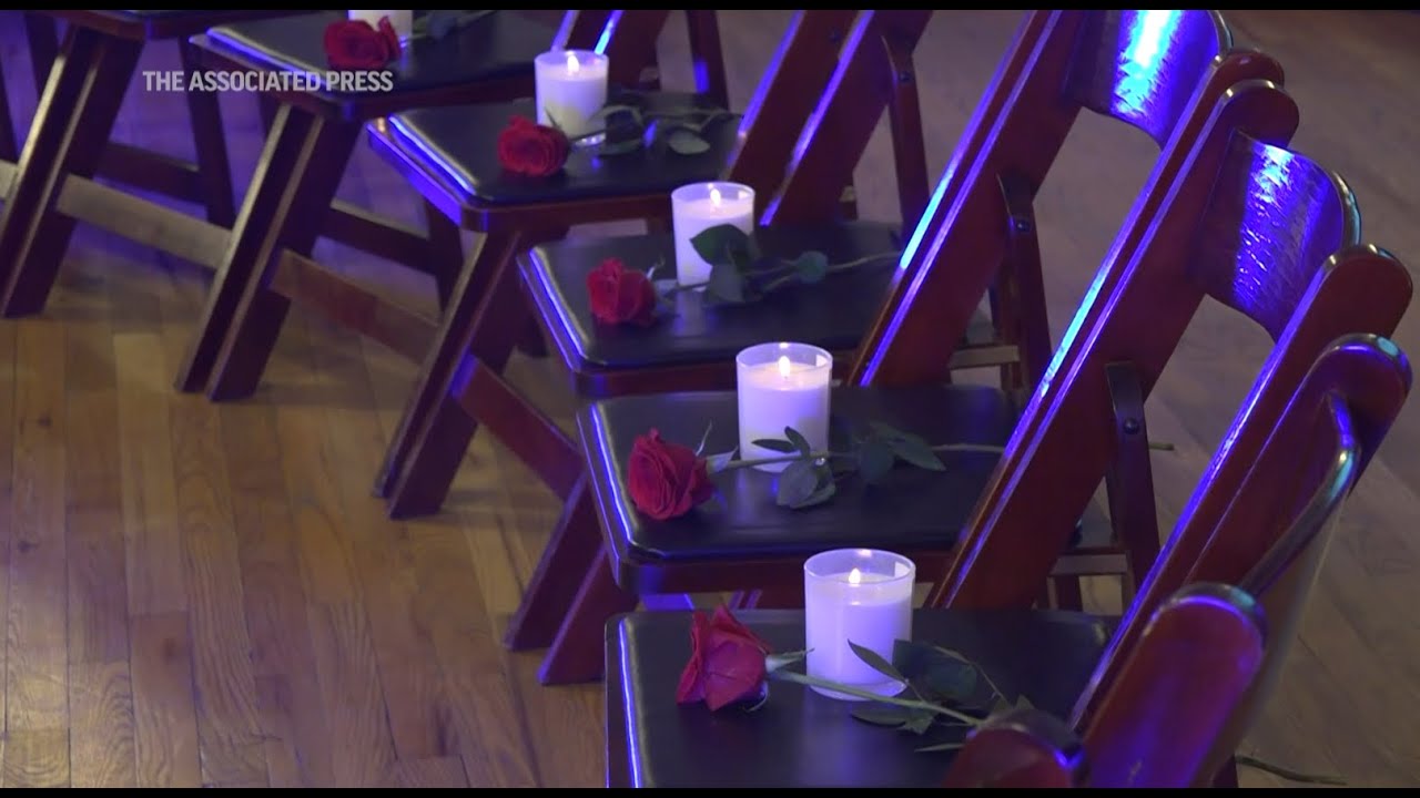 Vigil held for victims of Columbine shooting for 25th anniversary