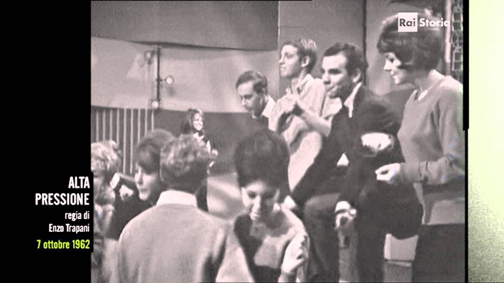 Gillian Hills 1962.mpg