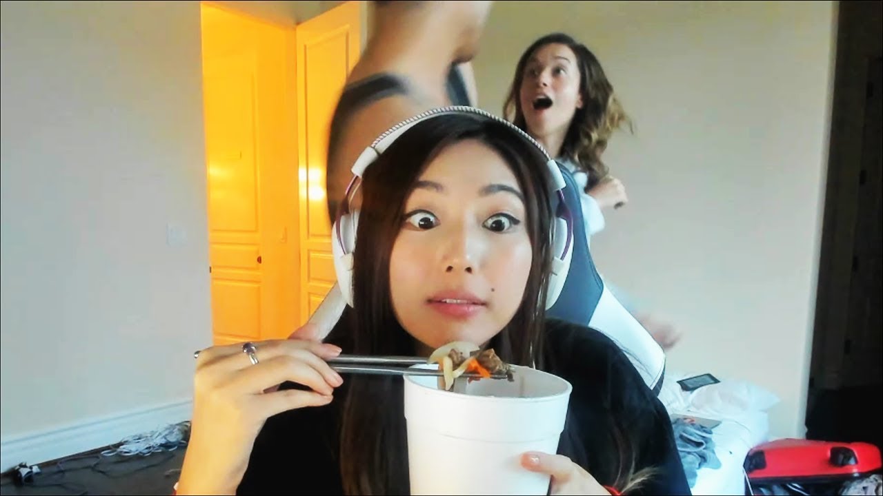 Fuslie's Bro Handshake | Foki Affects on Janet | Jake Trespassing?!? | Toast's Room