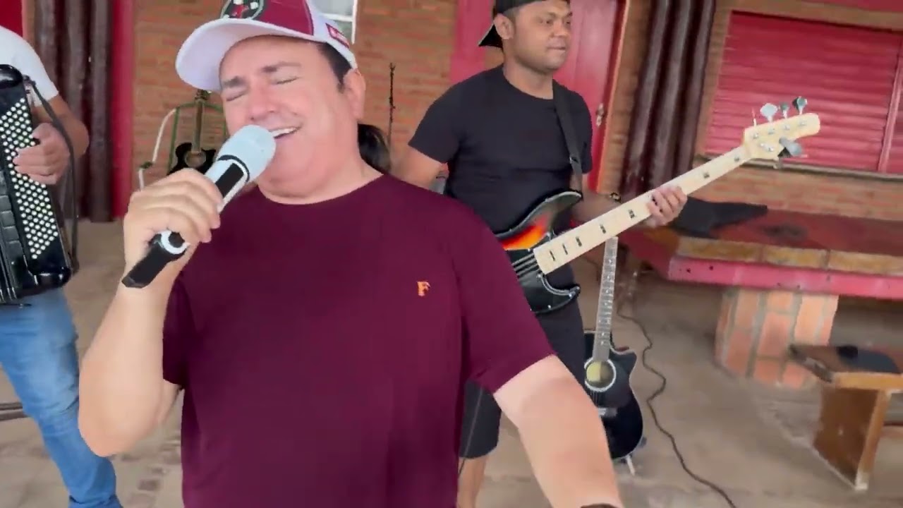 PÁGINA DE AMIGOS E POR FAVOR N VÁ NO REPERTÓRIO DE SHOWS EM SAMPA | Francis Lopes Ao Vivo Na Estrada