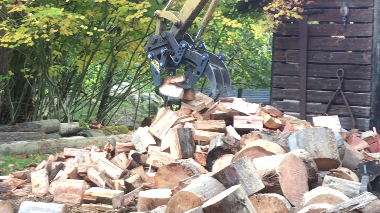 The Wood Splitter In Action