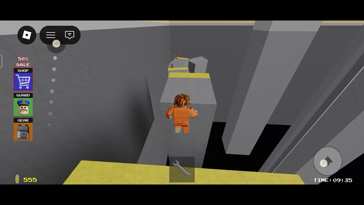 OMG Berry Arrest me 😭 in ROBLOX BERRY PRISON ESCAPE.