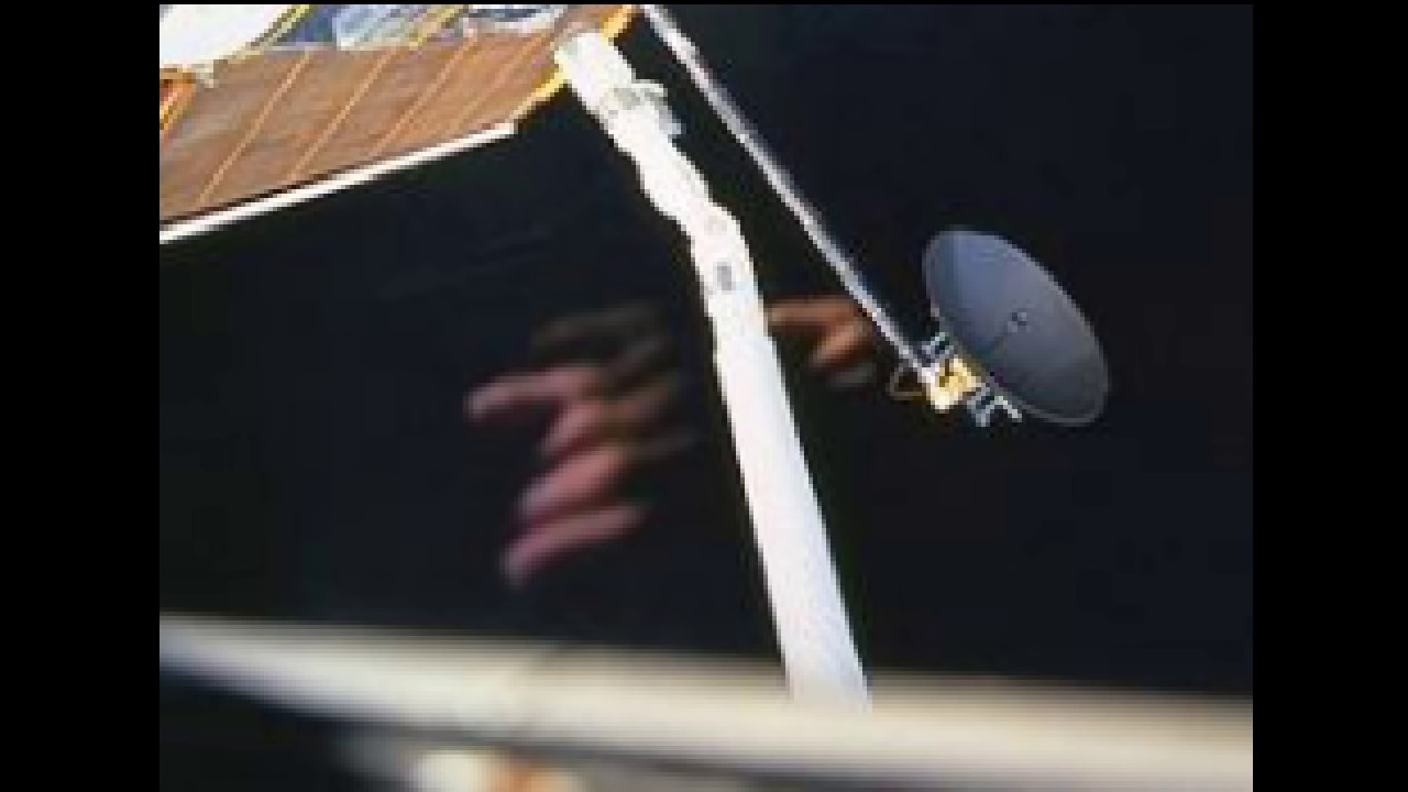 UFO ISS NASA  sightings Outerspace Extraterrestrial life GOPRO video