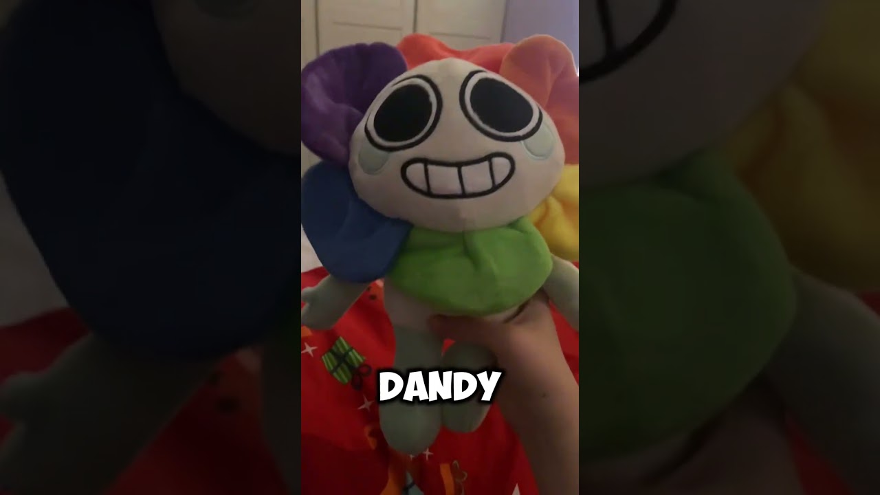 Reviewing all the Dandy&rsquo;s World plushies! (Voice Reveal Included!)