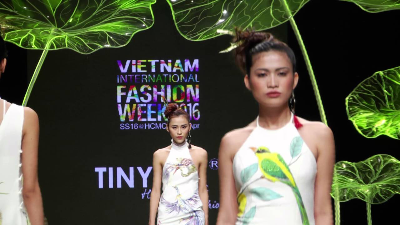 TINY INK BY HOANG QUYEN | VIETNAM INTERNATIONAL FASHION WEEK SPRING SUMMER 2016