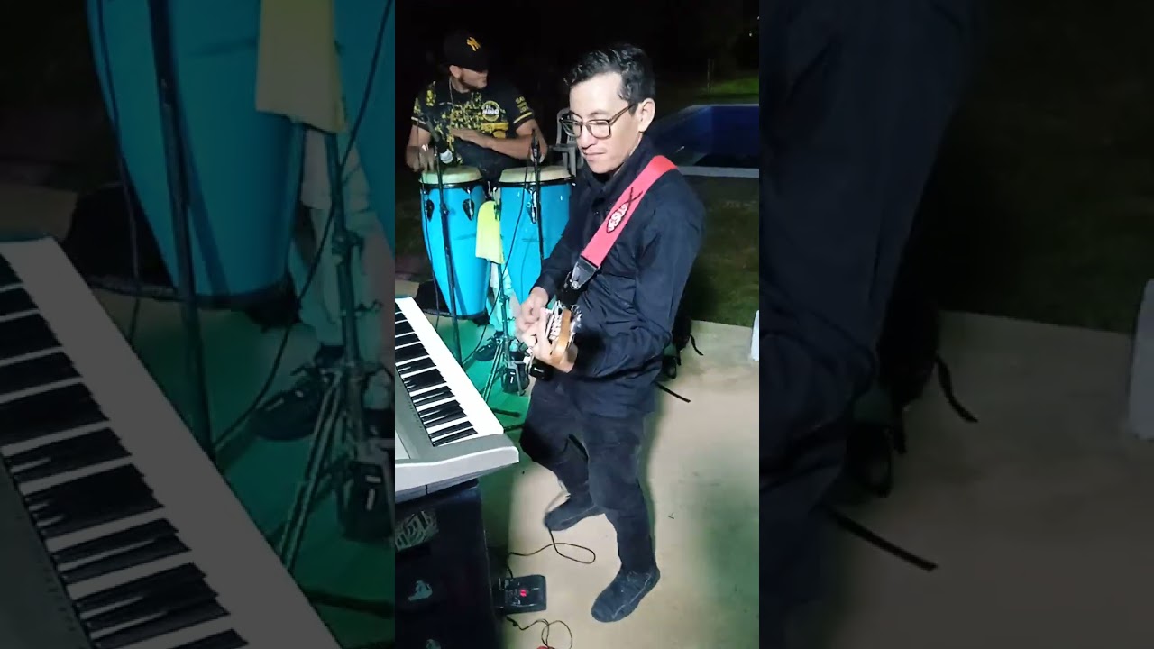 Jesús Valero feat las Divas del vallenato.