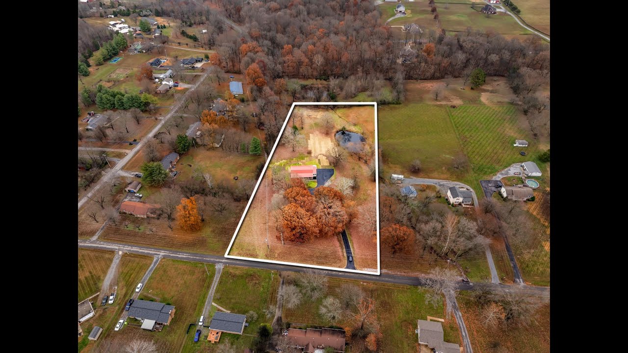 372 Lee Road Cottontown TN 37048