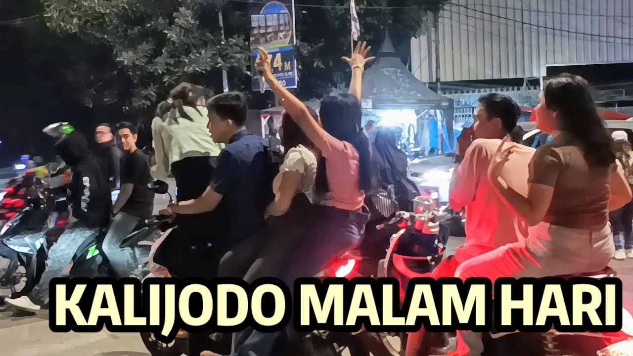 Suasana Malam Di Taman Kalijodo Jakarta