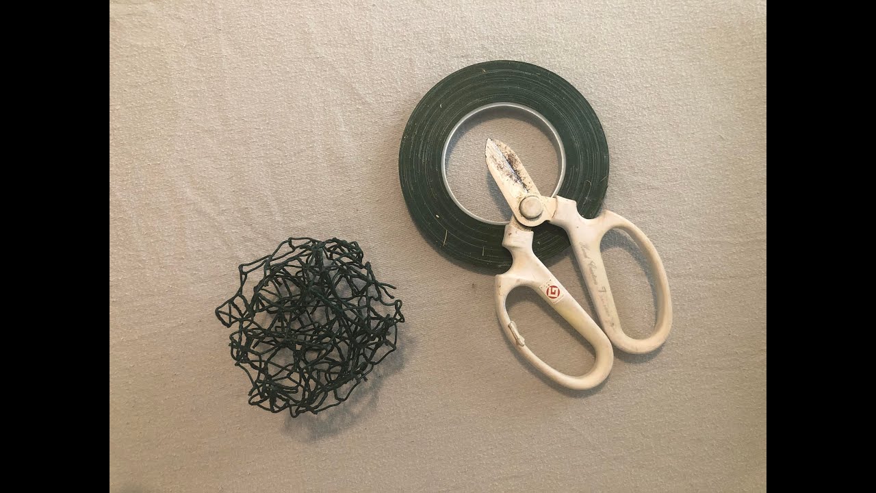 How to make a chicken wire ball for bouquets