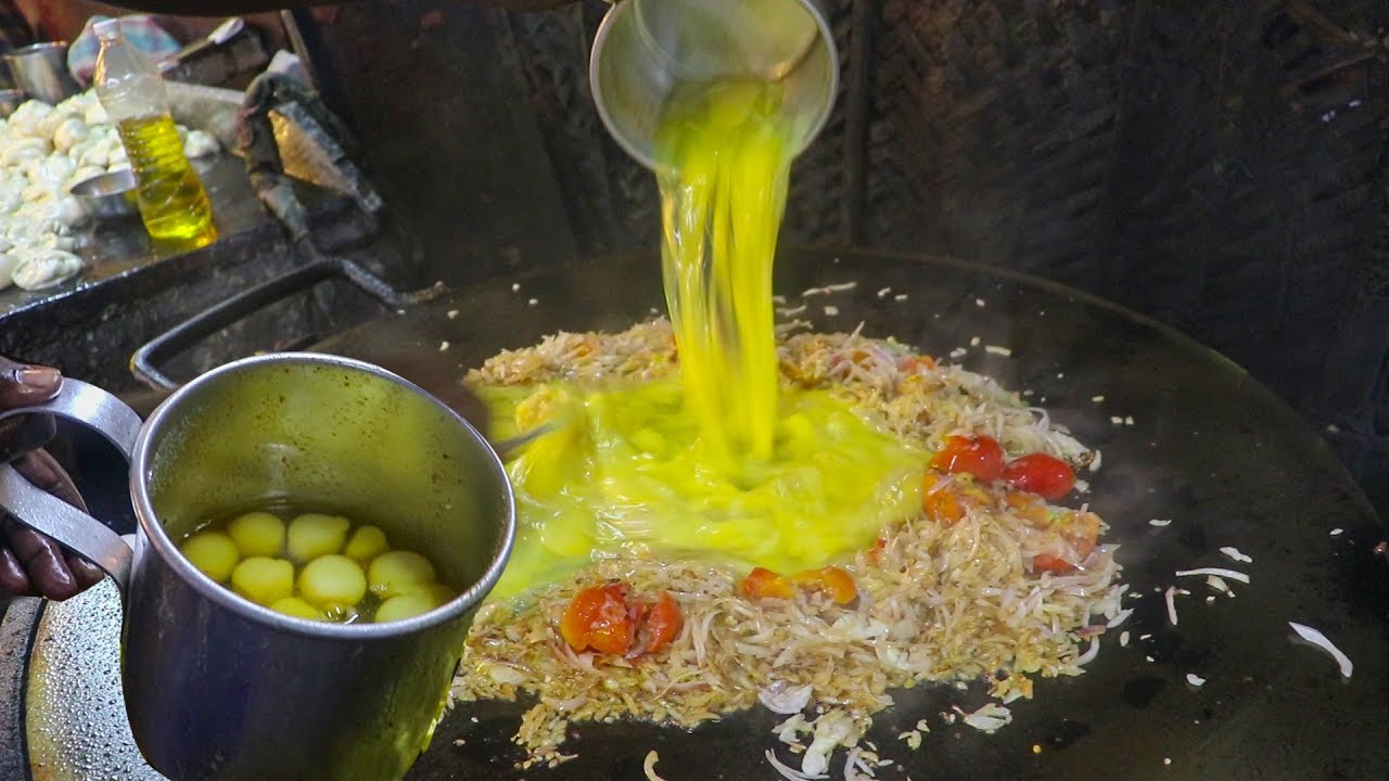 Madurai Kothu Parotta  - Street Food in India BEST Egg Parotta!