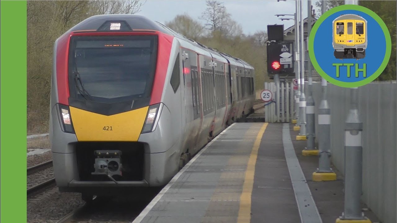 Trains at Brundall