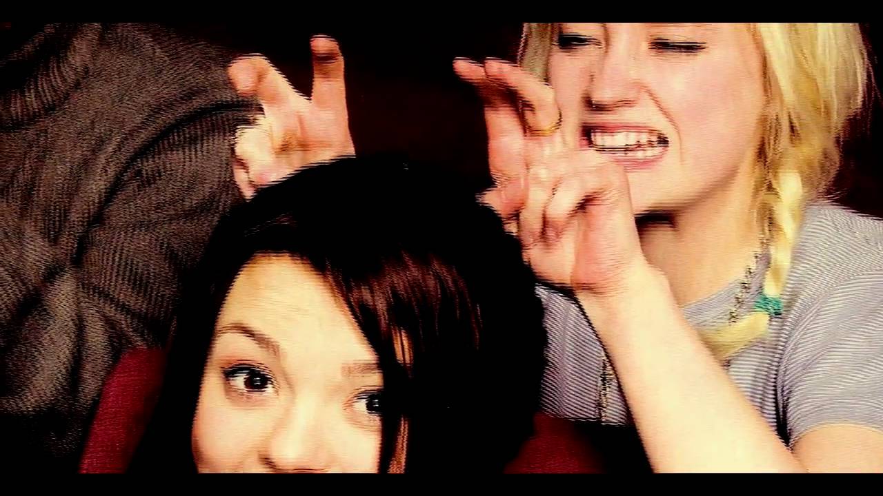 lily & kat // the saltwater room