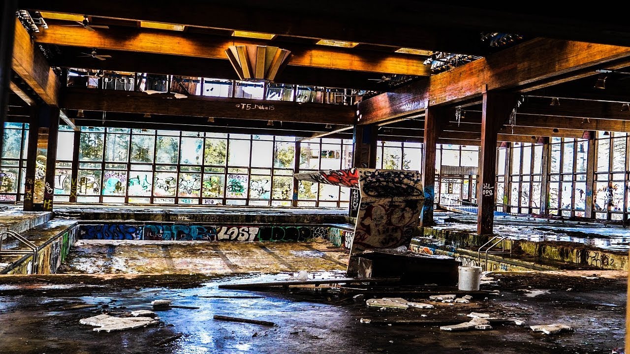 Grossinger's Catskill Resort - Abandoned, and now demolished.