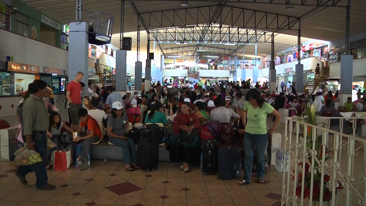 CHILENOS VIAJAN A TACNA EN FERIADOS - Iquique TV