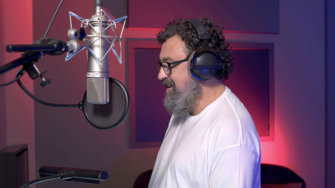 Paco Tous trabaja en la voz de Gallo con Carlos Marco | Mask Singer: Detrás de la máscara