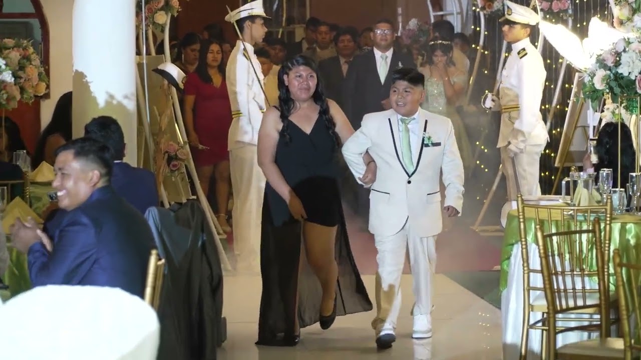Graduacion Momhe 2025