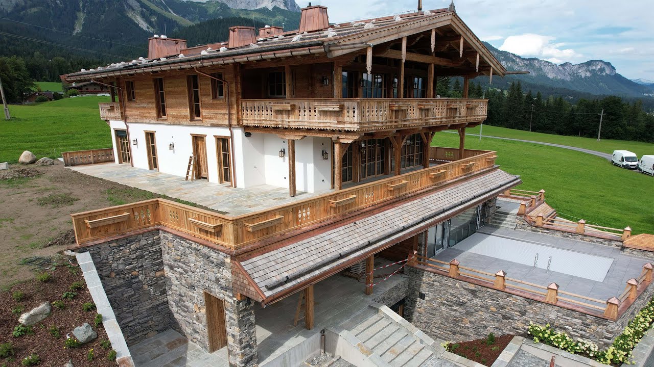 Verlegung Natursteinpflaster, Luserna Gneis Großformatplatten und Feinsteinplatten | Chalet Tirol