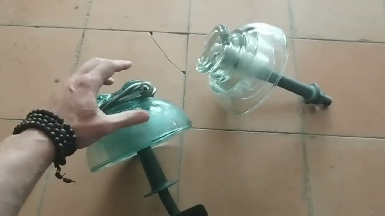 Aislador de vidrio Media Alta Tensión | electricidad