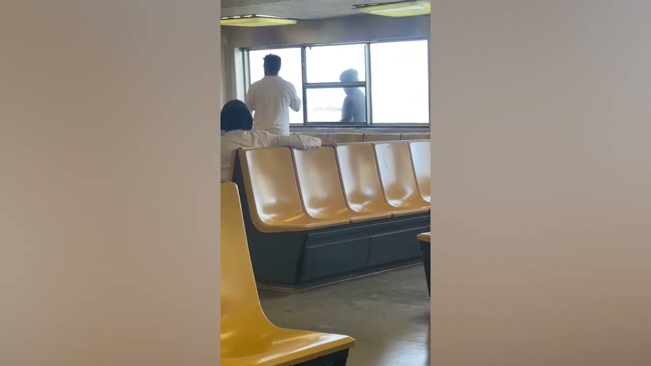 Staten Island Ferry video shows early moments after man climbed out window