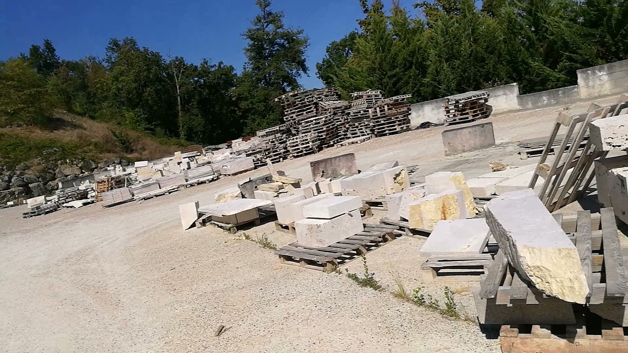 Carrière de Calcaire à Vianne près d'Agen.