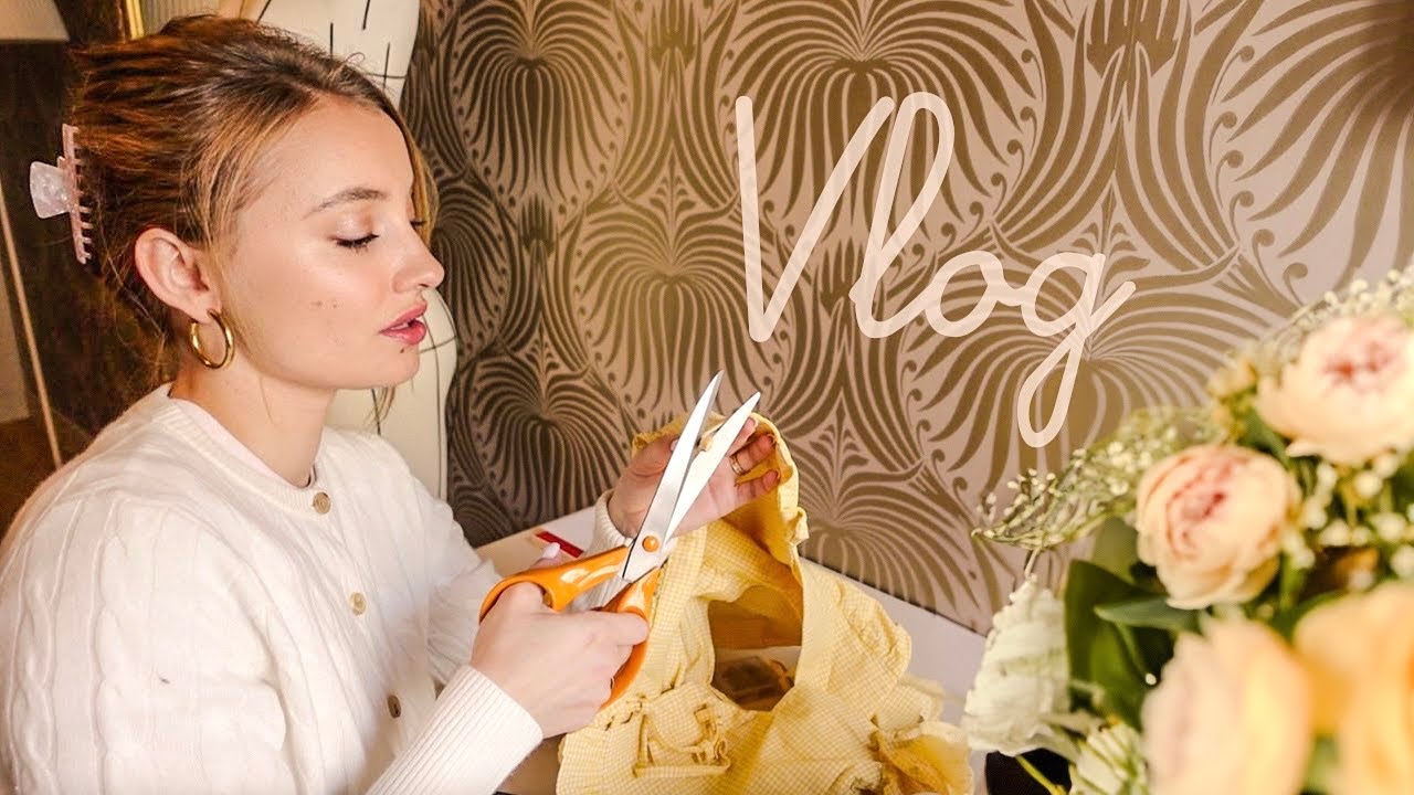 VLOG || Je retouche mes vêtements, travaille et vous montre ma recette de matcha latte 🌞