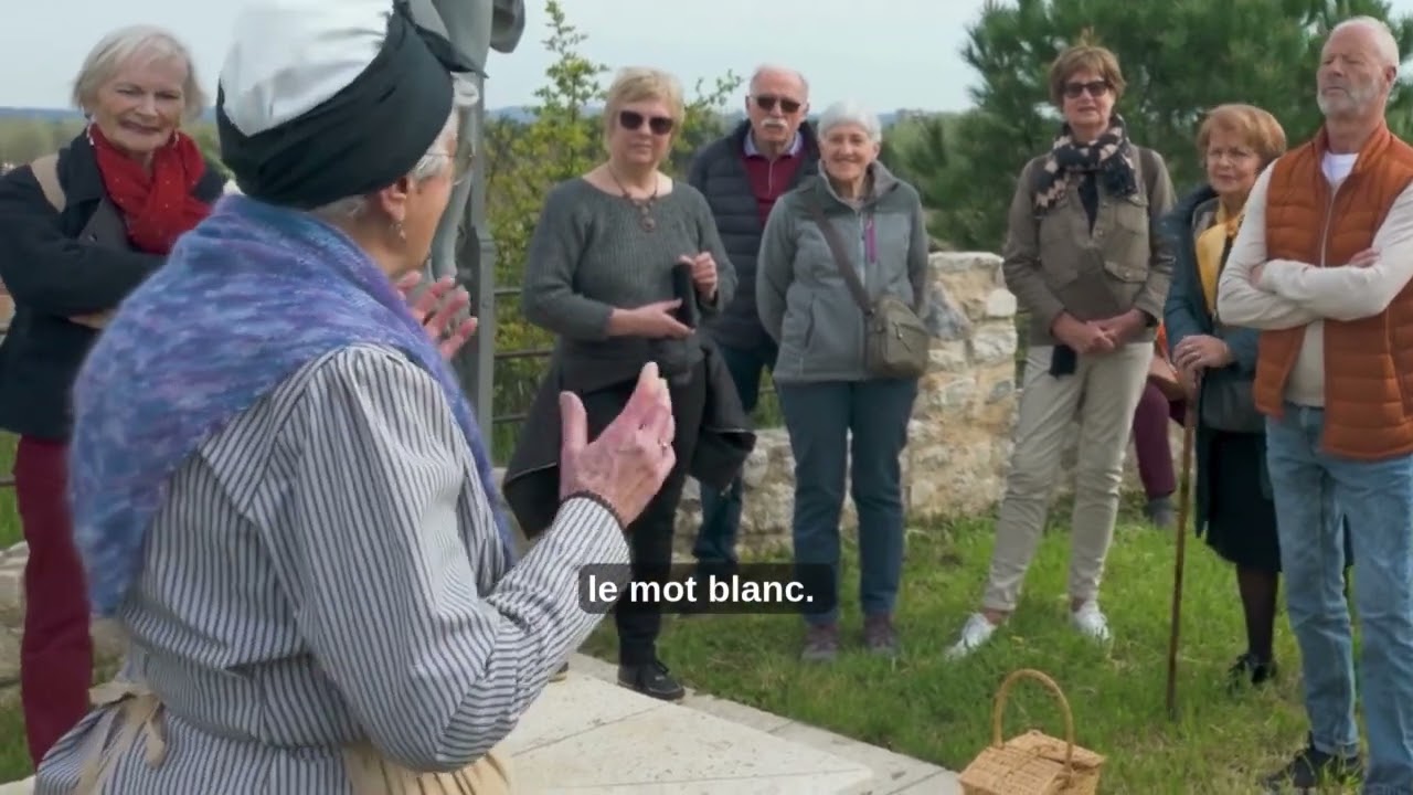 L'anecdote d'Eliane Lacroix sur la croix du village de Vallabrègues