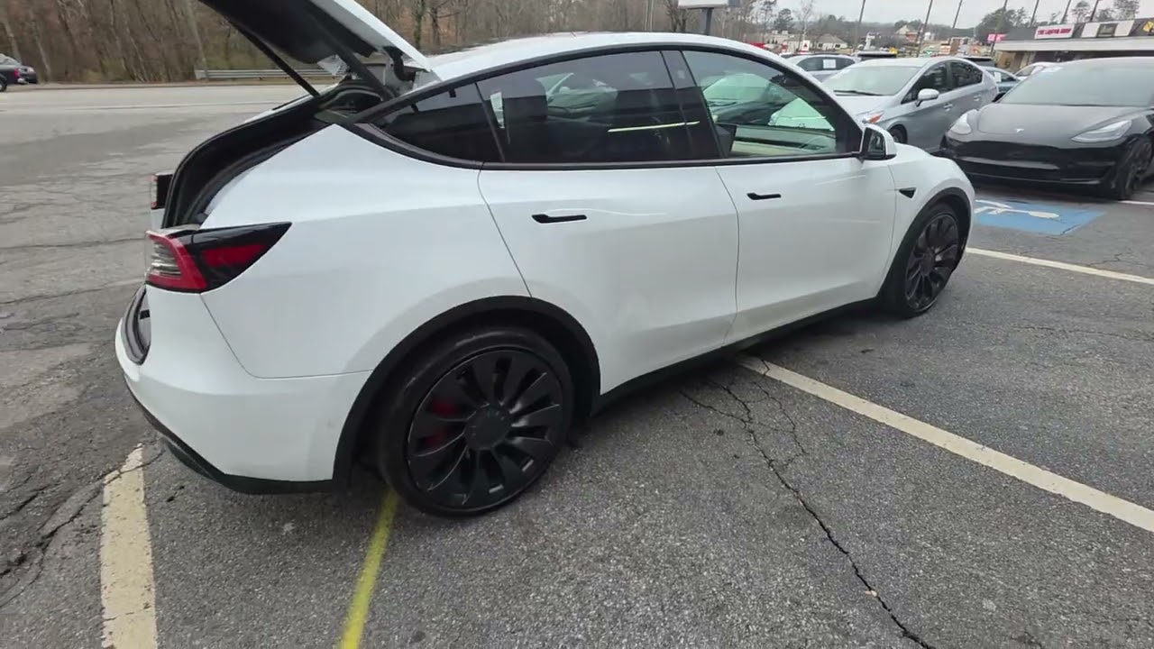 2022 TESLA MODEL Y PERFORMANCE ONLY 29K MILES