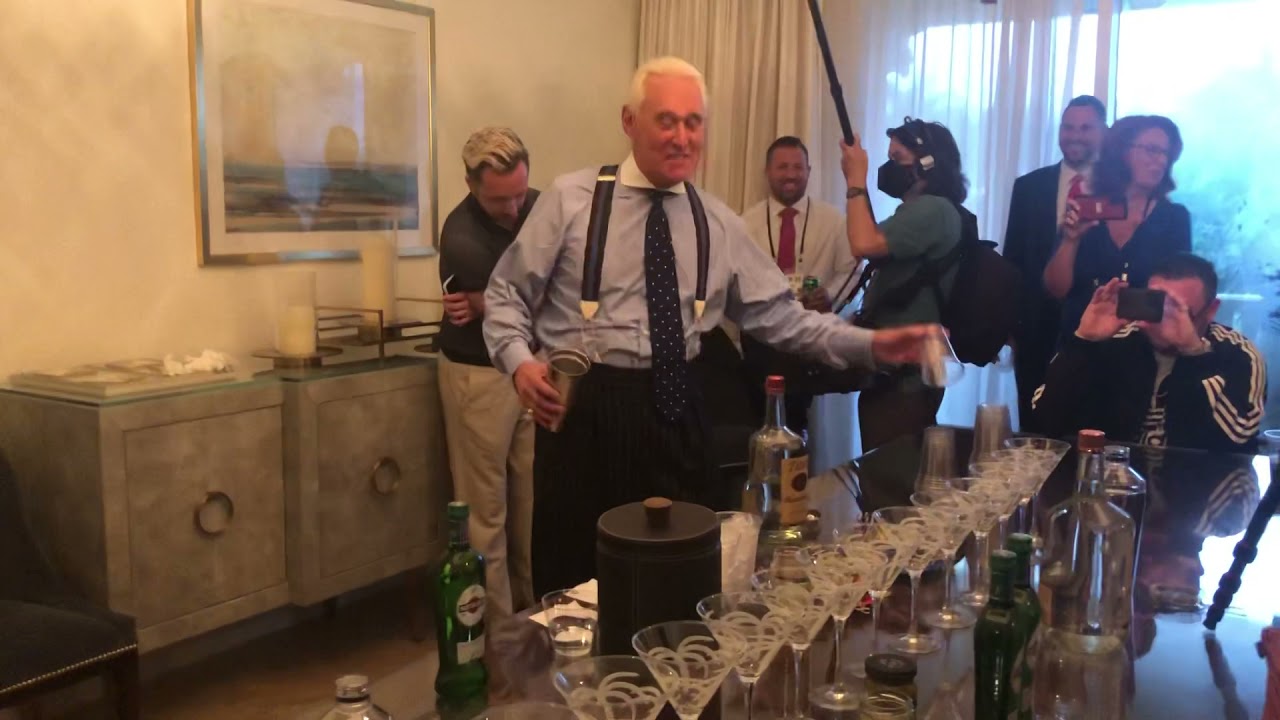 How to properly make a martini featuring Roger Stone