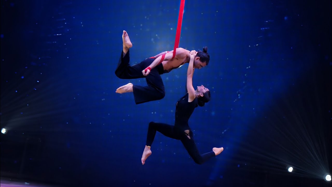 Aerial straps 