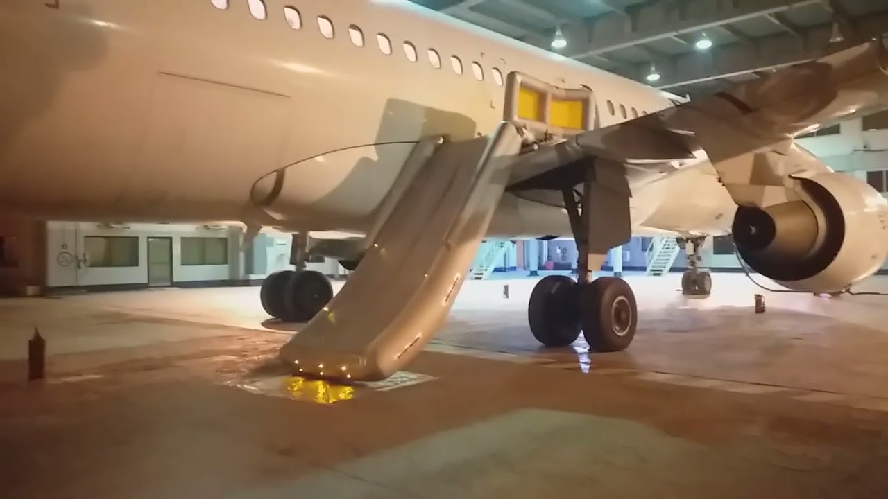 Escape Slide opreational test on Airbus320 (Off wing Escape slide)