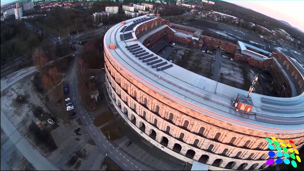 Kongesshalle Nürnberg am Reichsparteitagsgelände Luftaufnahme mit Quadrocopter