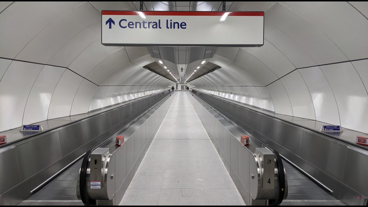 The new moving walkway at Bank tube station